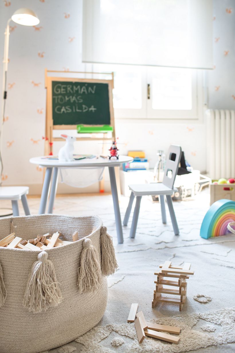 LORENA CANALS: cesto y alfombra