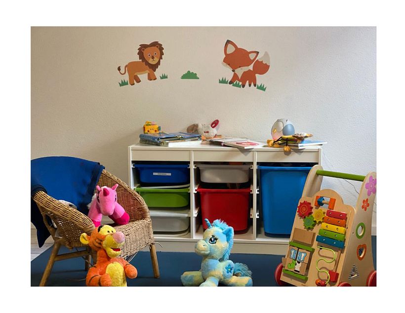 Salón de cuidado maternal. 12