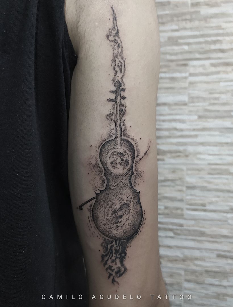 Tatuajes en línea y puntillismo 3