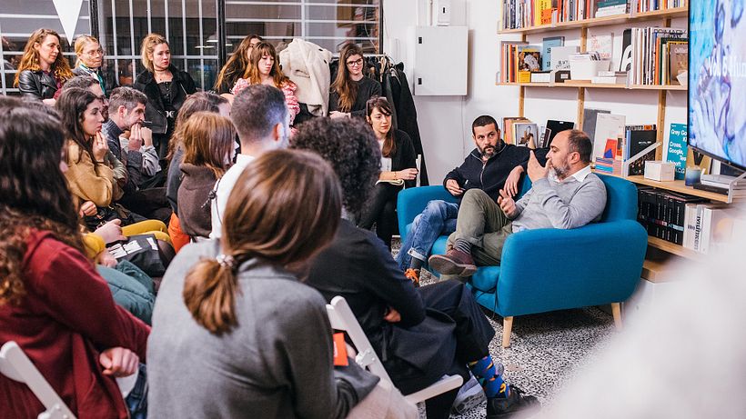 The Magazine Club es una comunidad donde se comparte el amor por las revistas a través de charlas, eventos y exhibiciones.