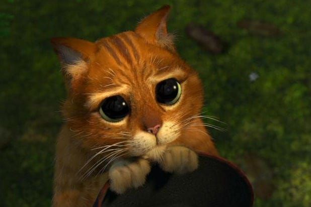 El Gato con Botas de "Shrek" utiliza sus grandes ojos para generar un falso sentimiento de seguridad. Crédito de DreamWorks.
