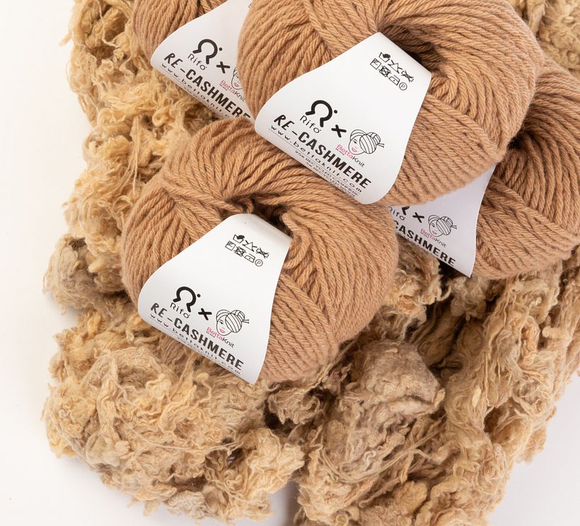 RE-Cashmere: recycled cashmere yarns and kits Domestika