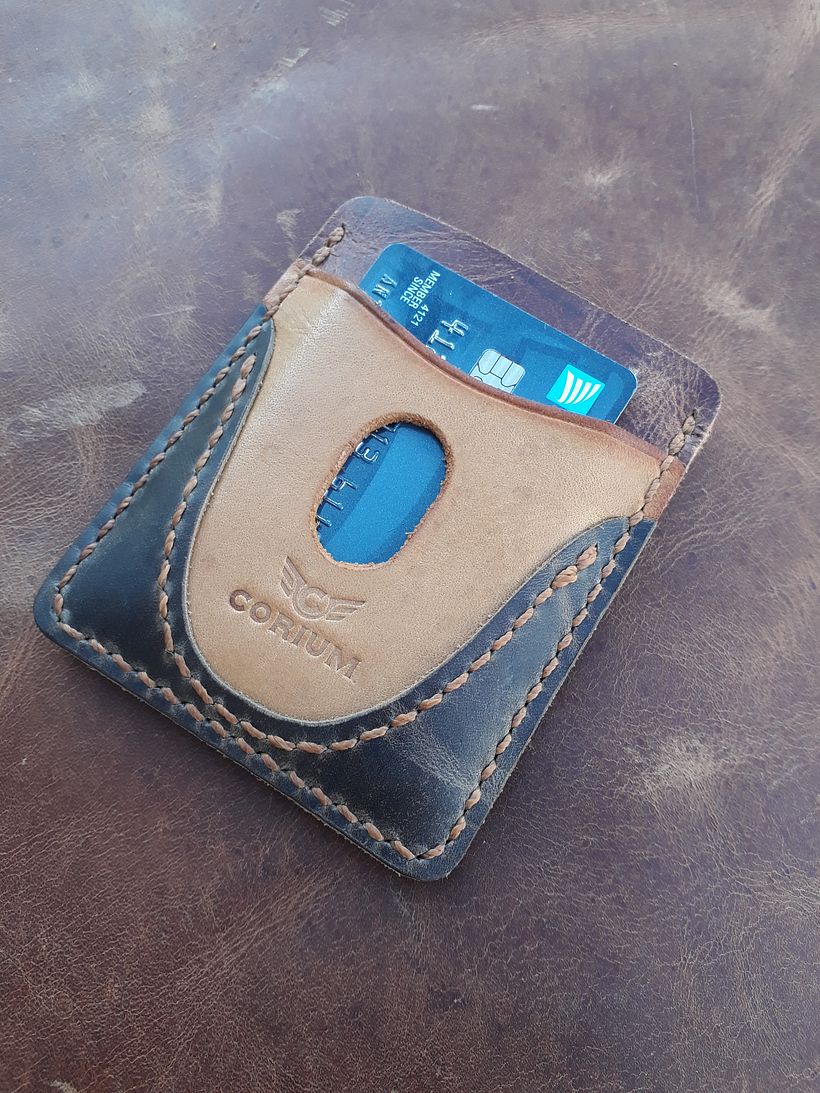Porta cartão em Couro Legítimo - Arts & Crafts