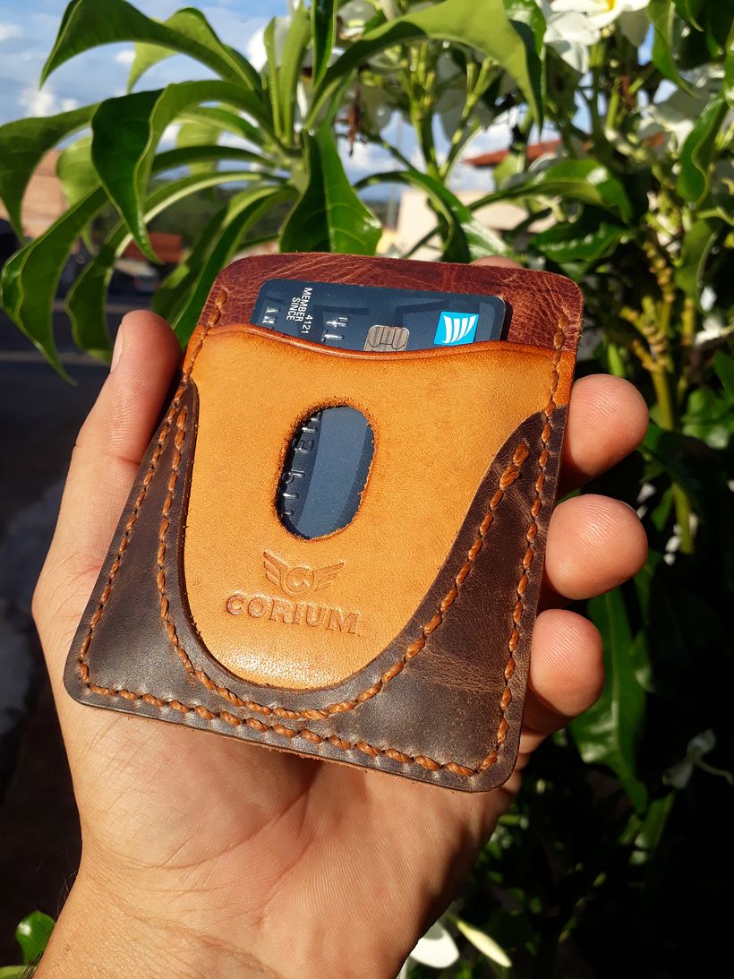 Porta cartão em Couro Legítimo - Arts & Crafts