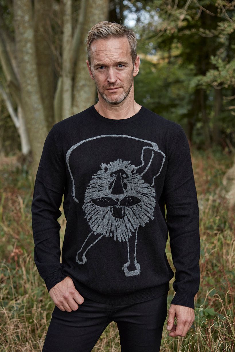Lion and Leopard characters for menswear designers Hand & Jones. 7