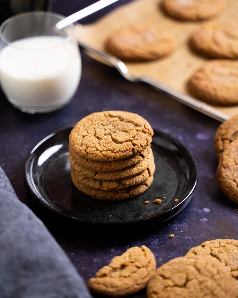 Instead of pancakes I chose cookies because i suck at photographing cookies and kinda hated it up until now.
