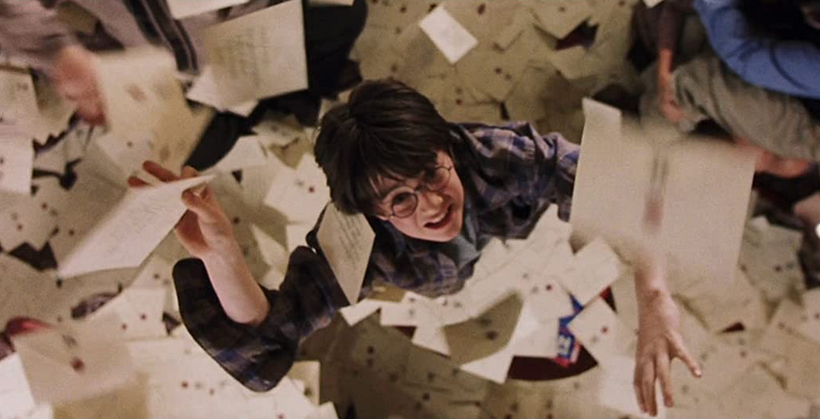 Várias cartas de aceitação foram escritas à mão. Imagem: Warner Bros