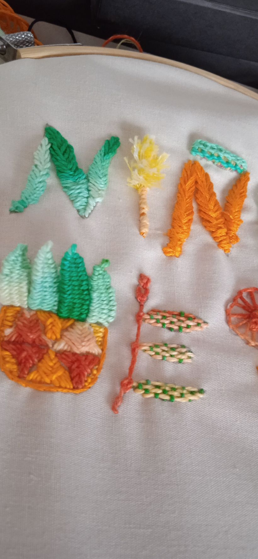 Mi Proyecto del curso: Introducción al bordado en relieve 2