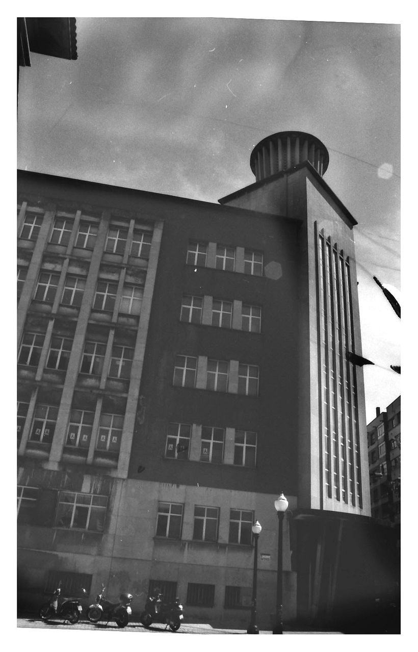 Gijón - Adrián Vallesa - Kodak Tri X - Zenit 11 