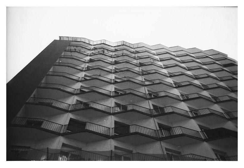 Gijón - Adrián Vallesa - Kodak Tri X - Zenit 11 
