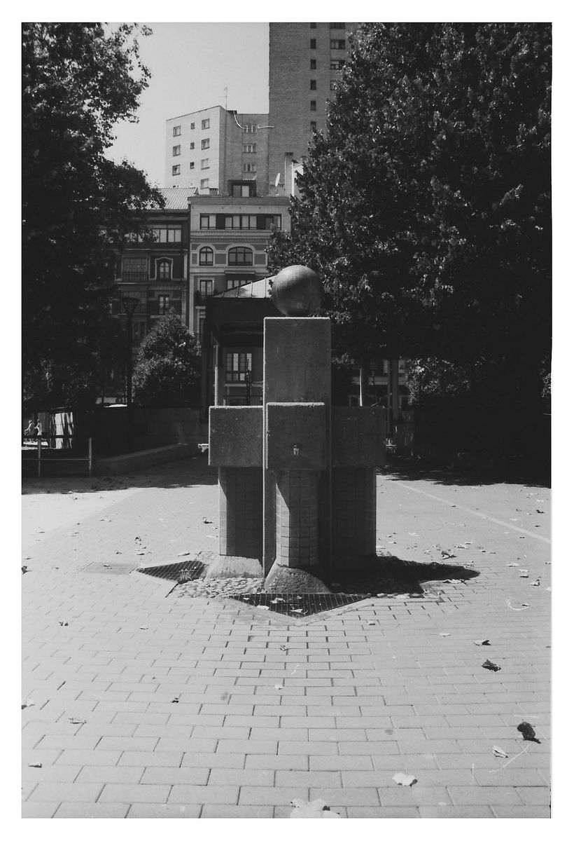 Gijón - Adrián Vallesa - Kodak Tri X - Zenit 11 
