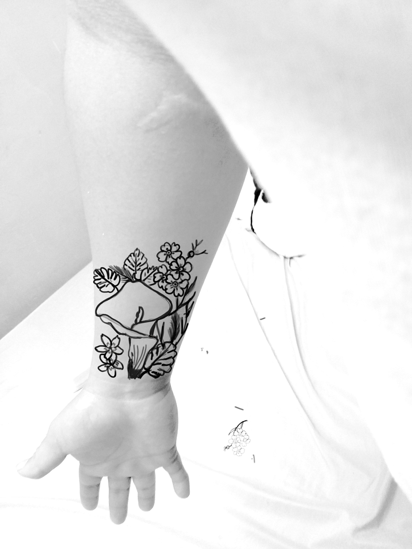 Mi Proyecto del curso: Tatuaje botánico con puntillismo 9