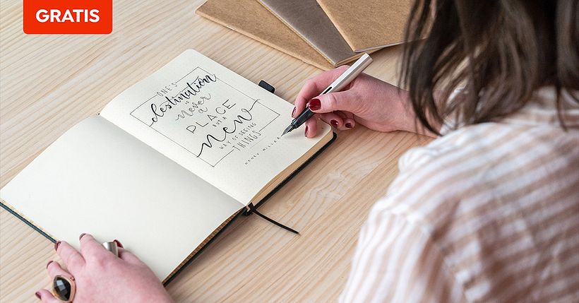 Decora tu bullet journal empleando la técnica de la caligrafía falsa. 