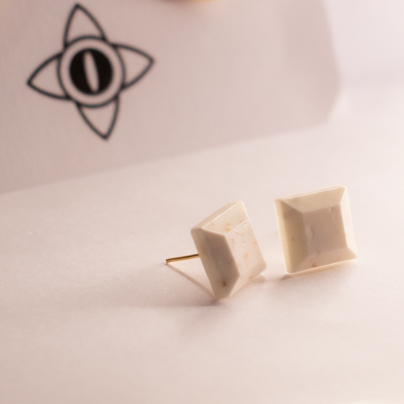 Mi Proyecto del curso: Diseño de joyería en resina 3