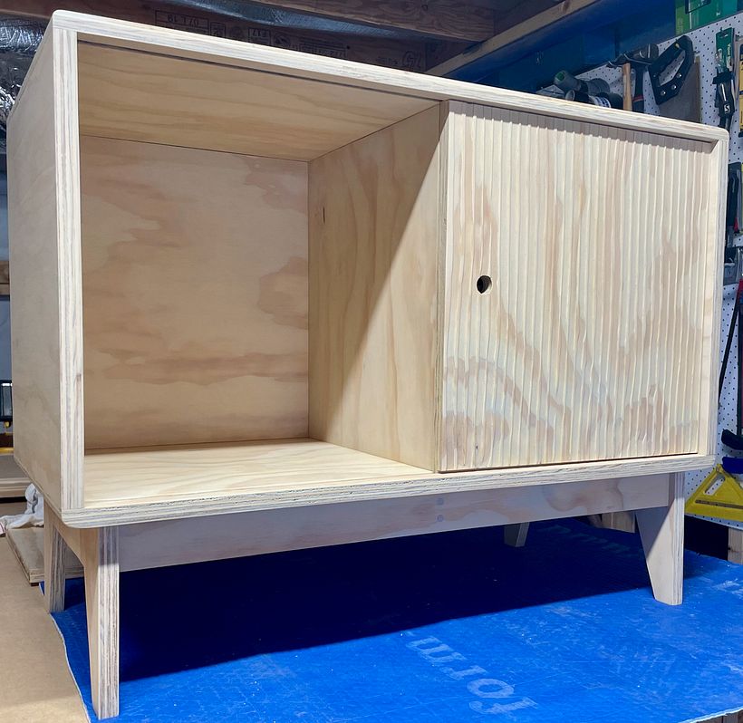 I wanted to retain the light colour of the natural timber, so I used an oil wax with a white tint as the first coat.