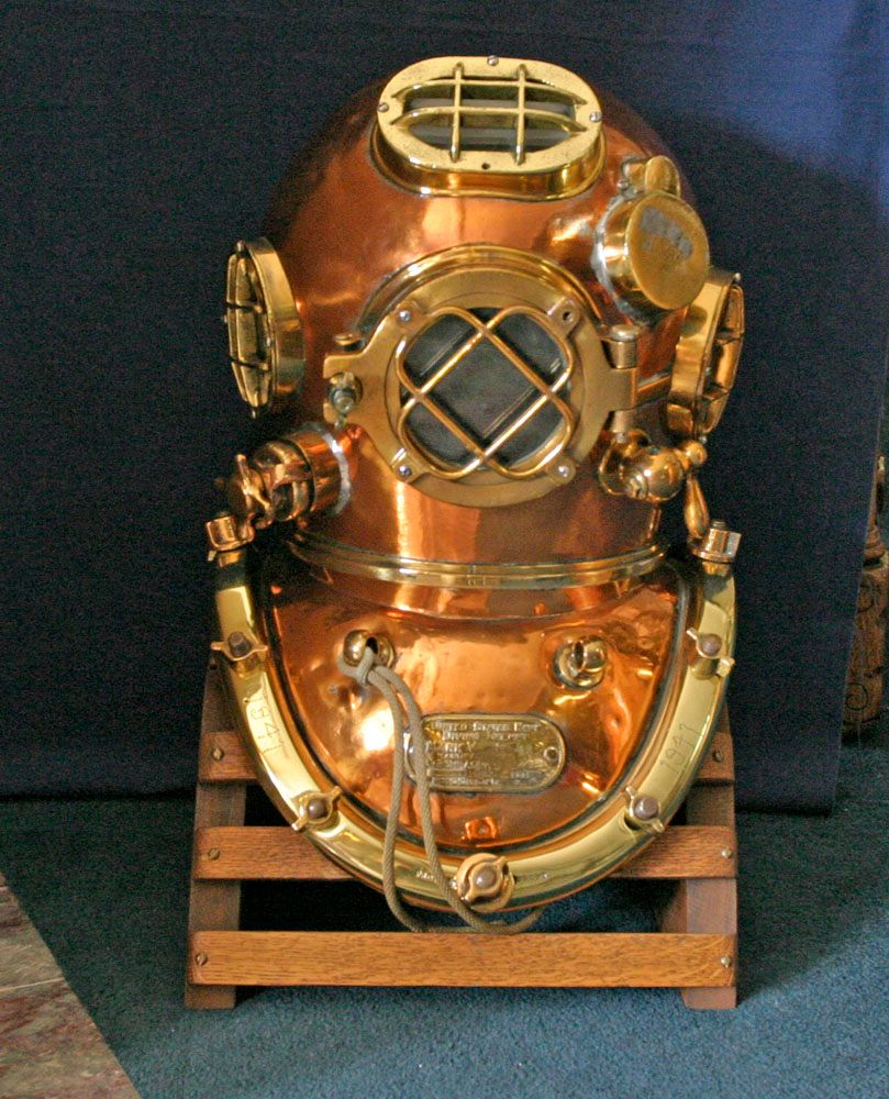 Alchemist Helmet _Concept Reference from Hard Surface Modeling Course