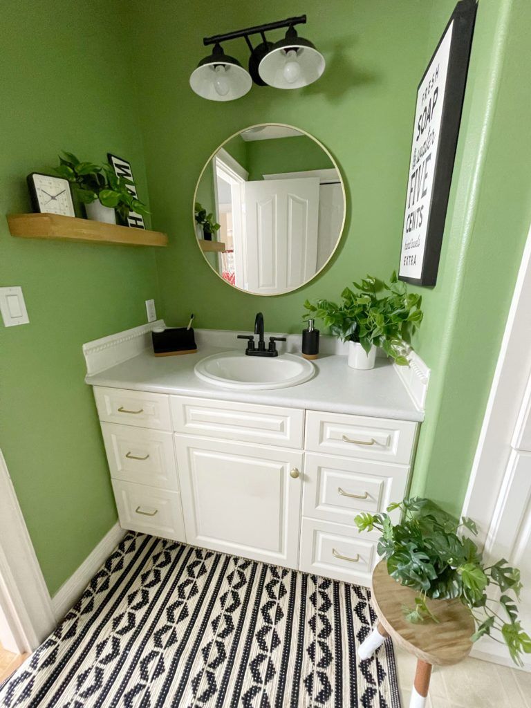 Guacamole adds vitality to a neutral palette. Photo credit: Glidden Paint.
