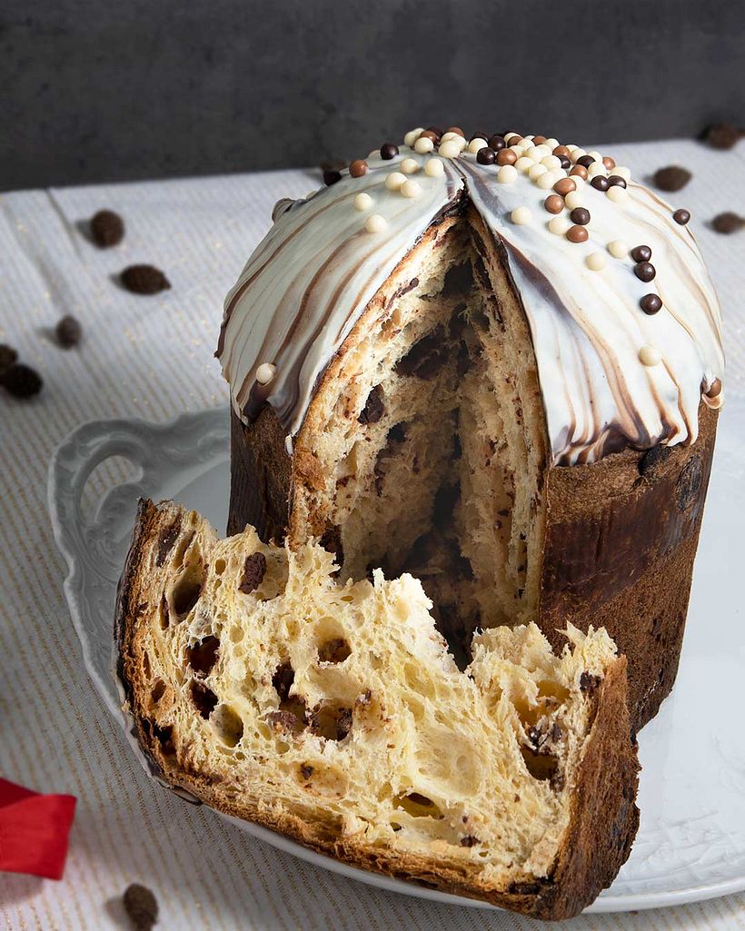 My project in Food Photography Basic Techniques course - Panettone Natalizio 2