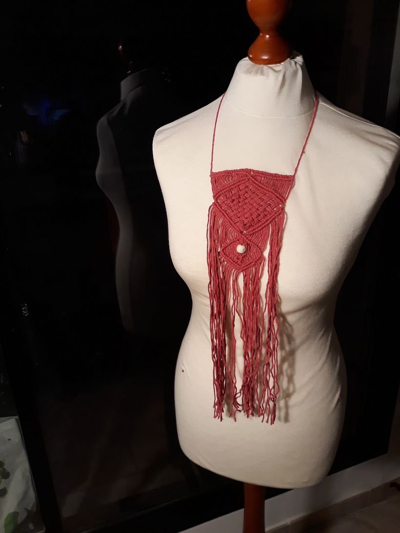 Collier fibre coton rose fuchsia - perle bois