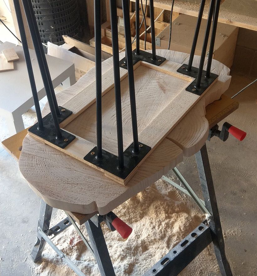 Tavolino in legno di pino 3