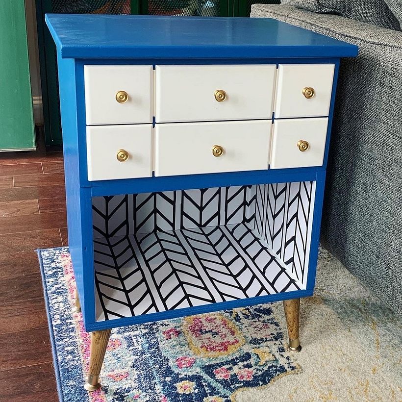 When I took it apart to refinish it, the original base broke in half, so I built a new boxy bottom.