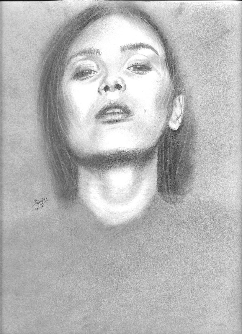 Mi Proyecto del curso: Retrato artístico al carboncillo: creando atmósferas 1