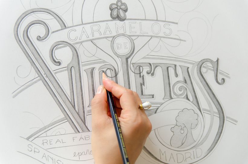03 Identidad de producto y sistema gráfico caramelos de Violetas 10