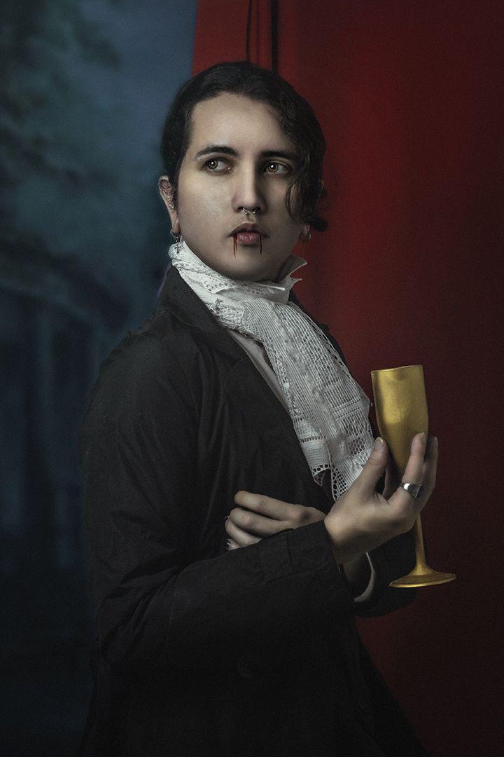 Meu projeto do curso: Retrato fotográfico pictórico - The Vampire 2