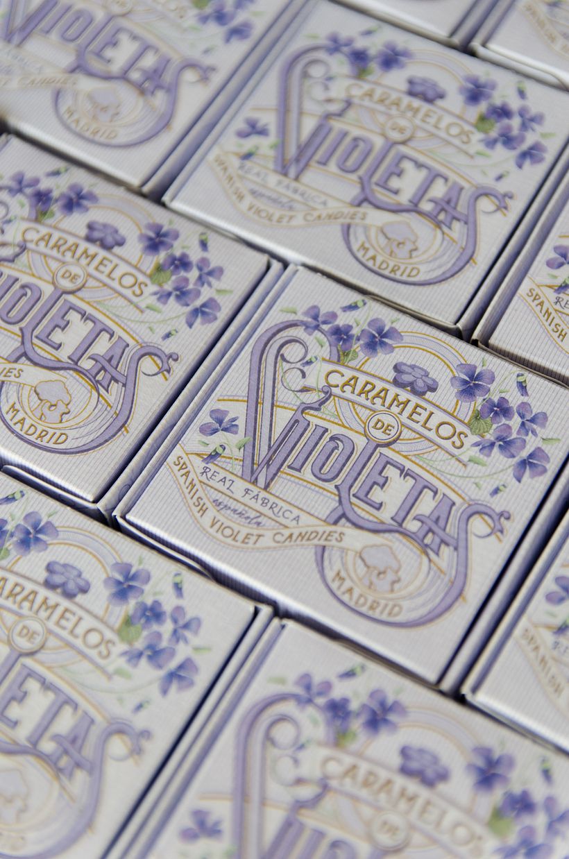 03 Identidad de producto y sistema gráfico caramelos de Violetas 3