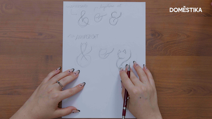 Os rascunhos, ou thumbnails, podem ser utilizados para testar as formas, linhas e detalhes