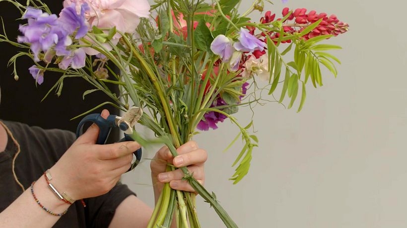 You can adjust the positions and heights of your flowers as you work
