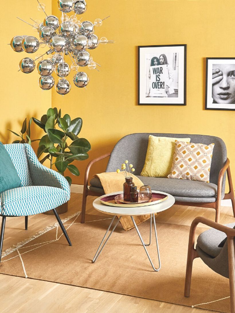 Illuminating yellow also took over interior spaces. Photo credit: Westwing.