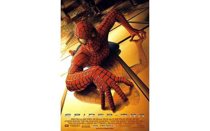 Spider-Man (2002) Plakat mit den Details des Netzes des Anzugs. Bild: Columbia Pictures via IMDb.