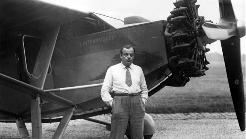 Photograph of Antoine de Saint-Exupéry with his light aircraft [Source: ABC].