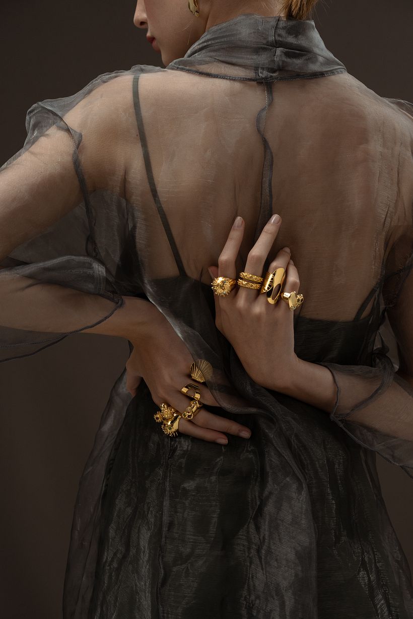 Dayana Montoya Jewelry - Ph & Art Dr. nataliagw, M. Carmen Arenas, Stylist. Elisa Restrepo, H&M Sharon Soe - 2021