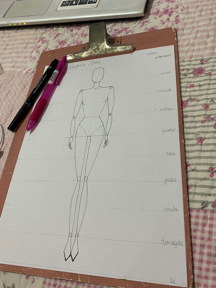 Meu projeto do curso: Ilustração de croqui de moda 5