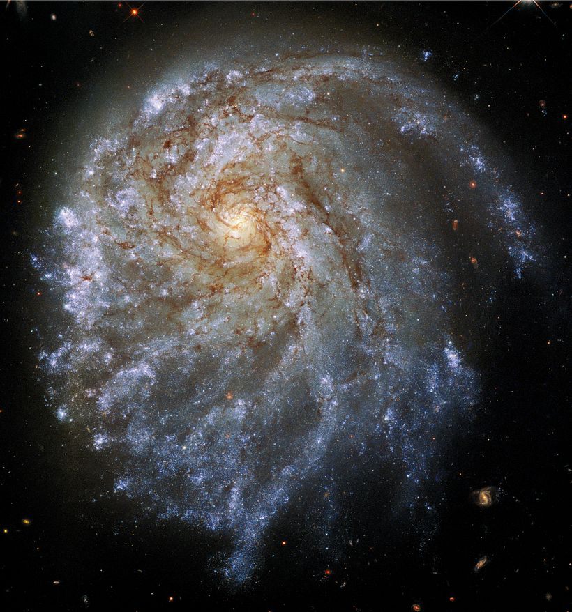 Echtzeitaufnahme der Spiralgalaxie NGC 2276.