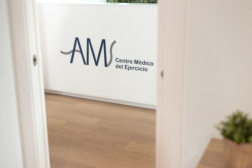 DISEÑO CENTRO MÉDICO DEPORTIVO AMS 23