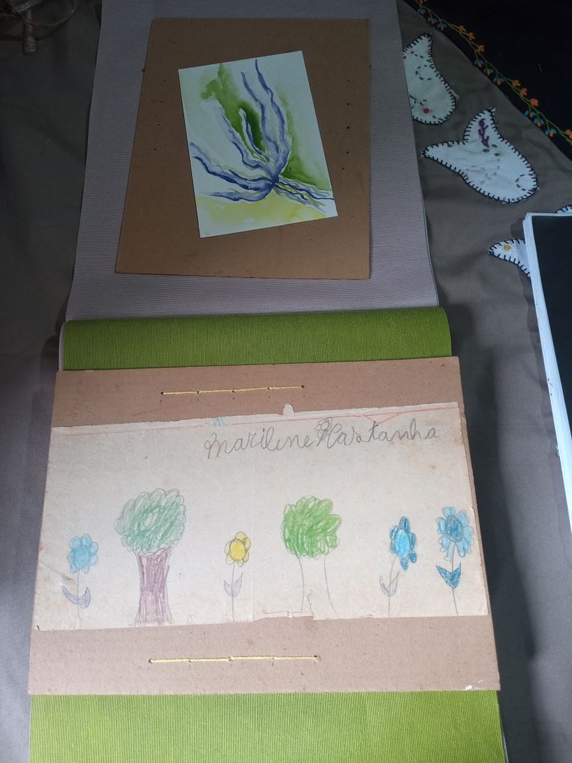 Coletando imagens do meu universo aqui um desenho quando tinha seis anos e uma aquarela. 