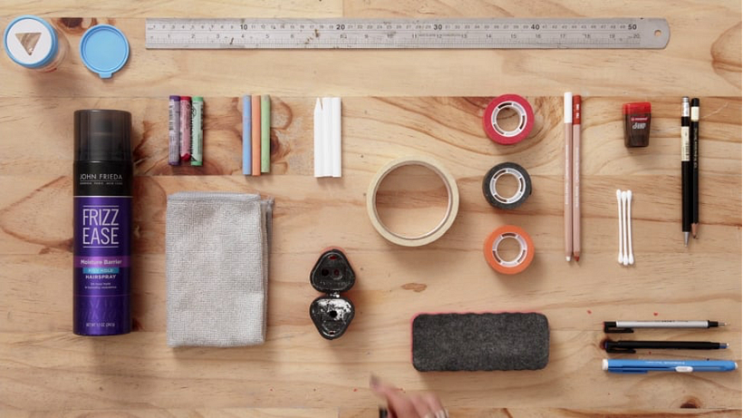 You’ll find the materials Paola recommends in any stationery store, supermarket or specialist outlet.