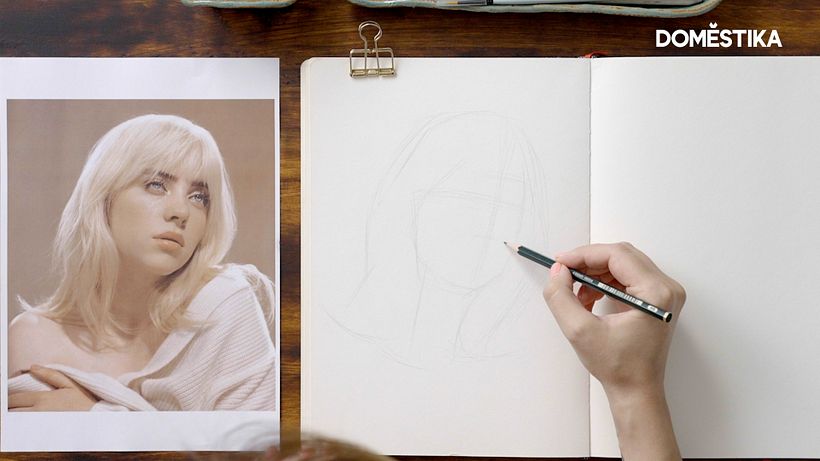 Gabriela marks some basic lines where the main features will appear