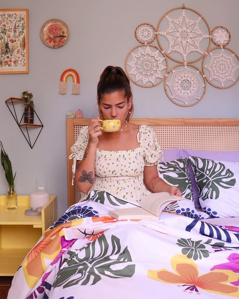 No perfil Casa 14, Michele Britto compartilha ideias de decoração afetiva e autêntica