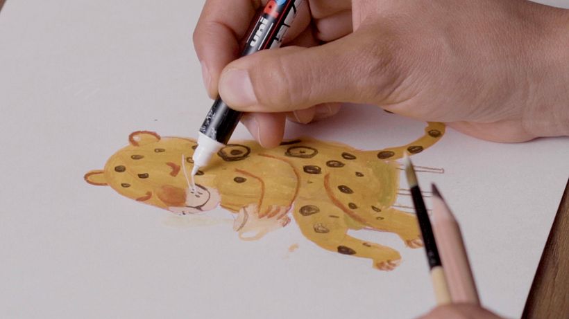 Añade los detalles.