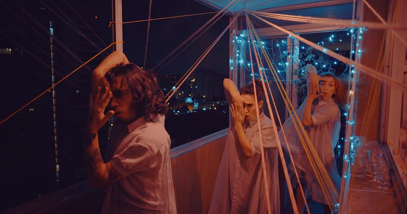El dolor es un momento El valor es la fogata - Me llamo Sebastián - Video clip color Director Matías Bice 3