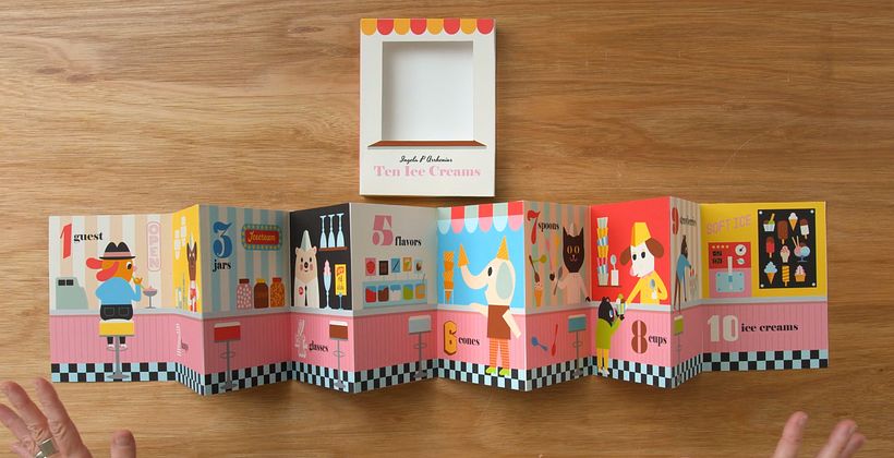 My leporello and box are done!