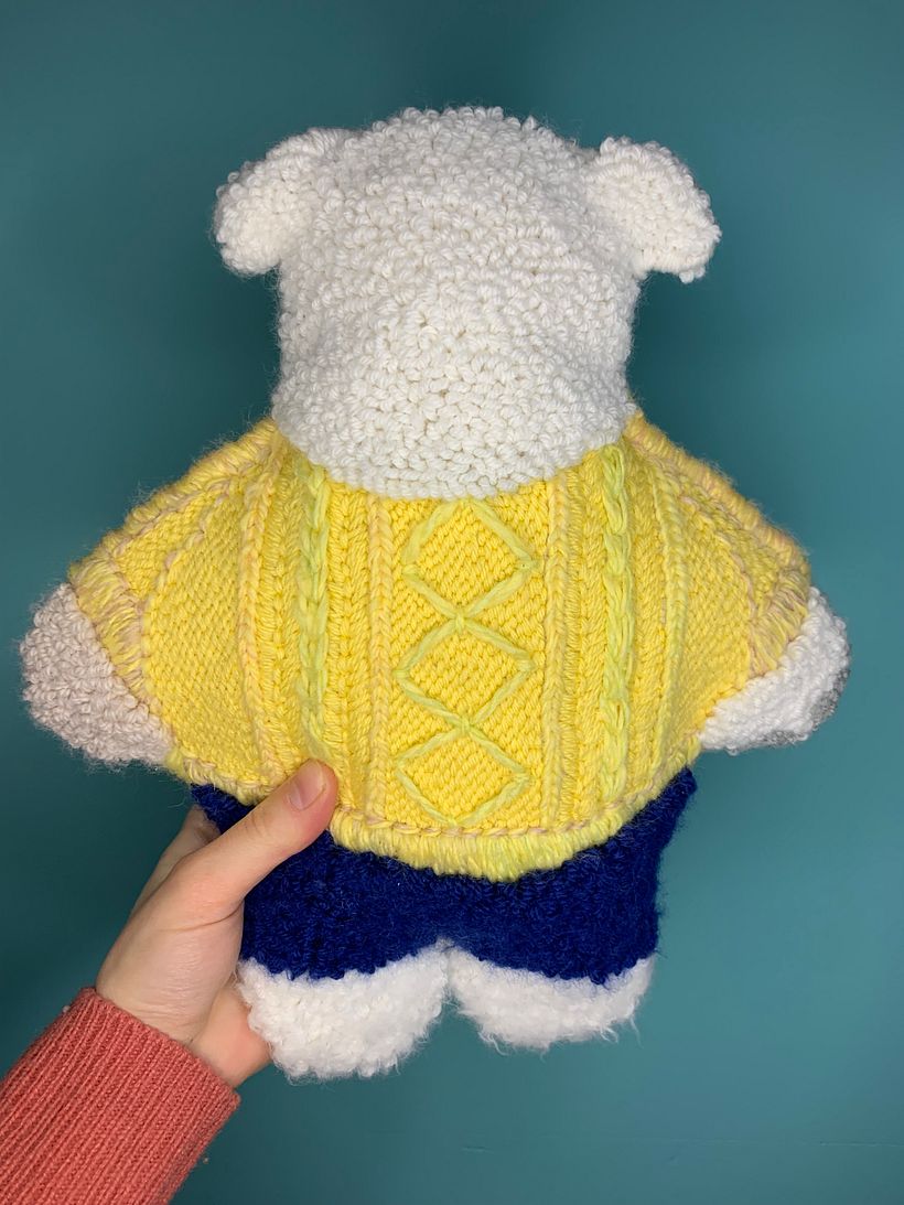 also I made back of the toy before watching videos of backing so it has diamonds all over haha