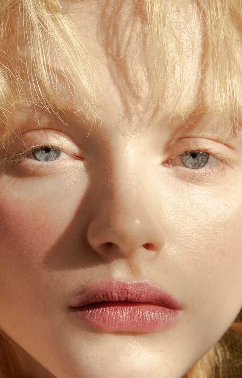 Actress Emma Laird for Foxes Magazine 11