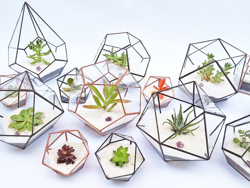 Piezas realizadas por Páramo con la técnica Tiffany permite ensamblar partes de manera creativa. 