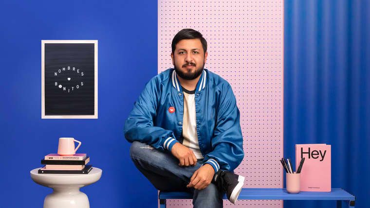 Carlos Cornejo es cofundador del primer estudio de naming en México.
