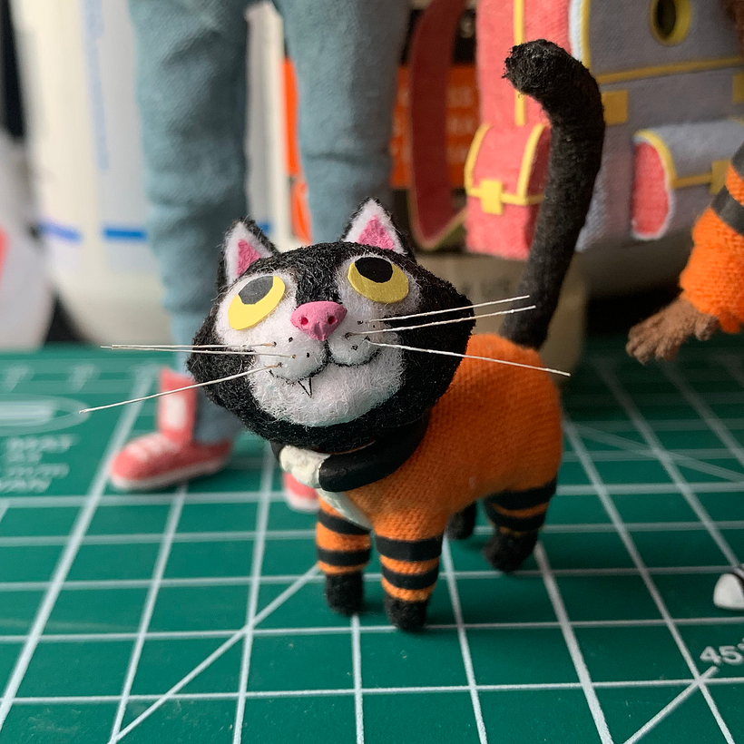 'Rocket and Jamal' Fabric and Felt Puppets - Design